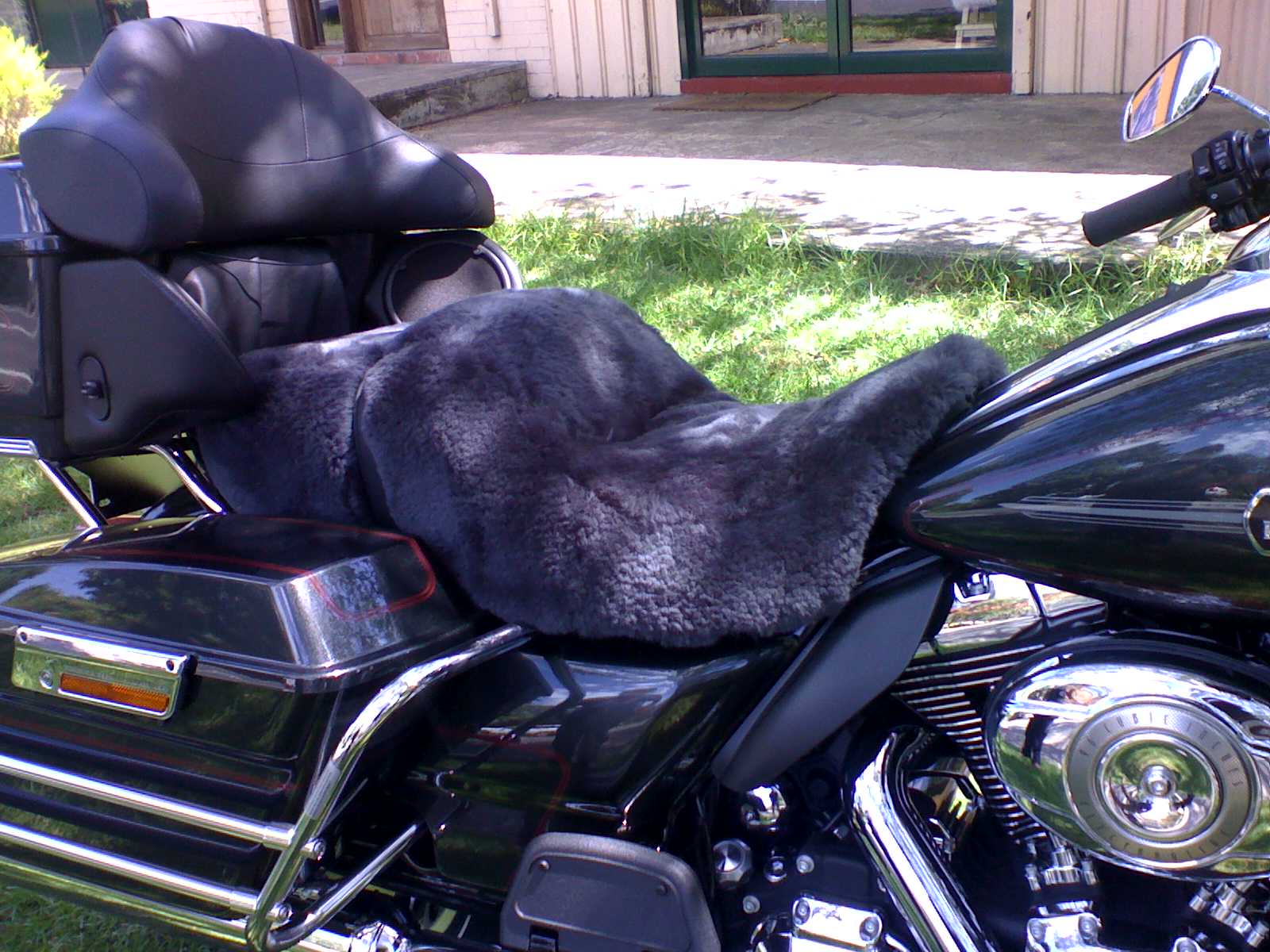 Sheepskin Motorcycle Seat Covers Reviews : Can Am Spyder RT with