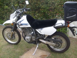 Suzuki DR650 1996 Black Sheepskin Motorcycle Seat Cover